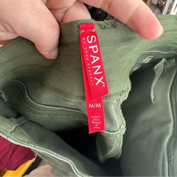 SPANX Stretch Twill Ankle Cargo Pants Womens Size M Green High Rise Jeans - Picture 5 of 6